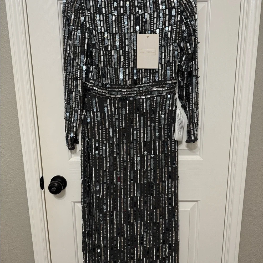 NWT Mac Duggal Embellished Dark Grey Long Sleeve Sheath Dress, size 6 - Picture 4 of 6